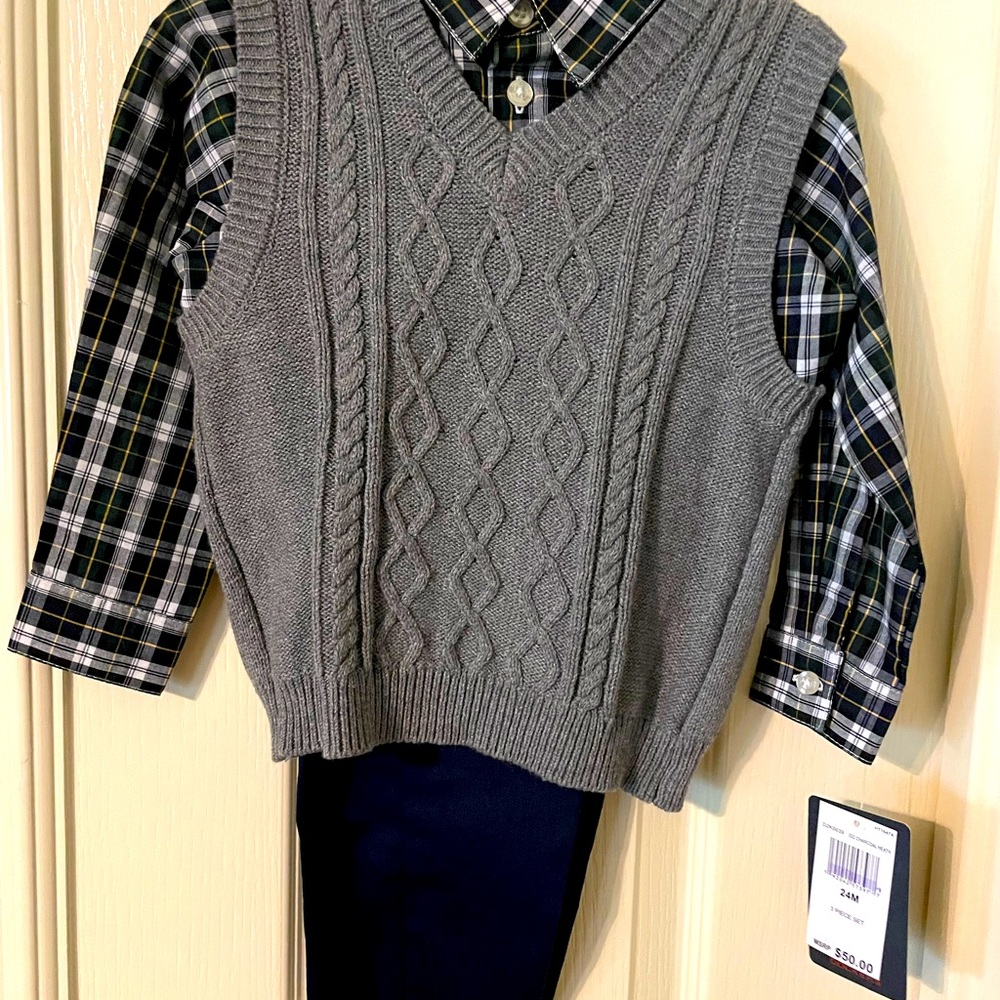 New with Tags Boys 24 month Dockers 3 piece suit